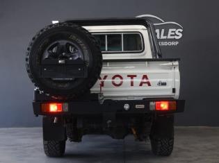 2017 Toyota Land Cruiser 79 4.5D-4D LX V8 Double Cab for sale