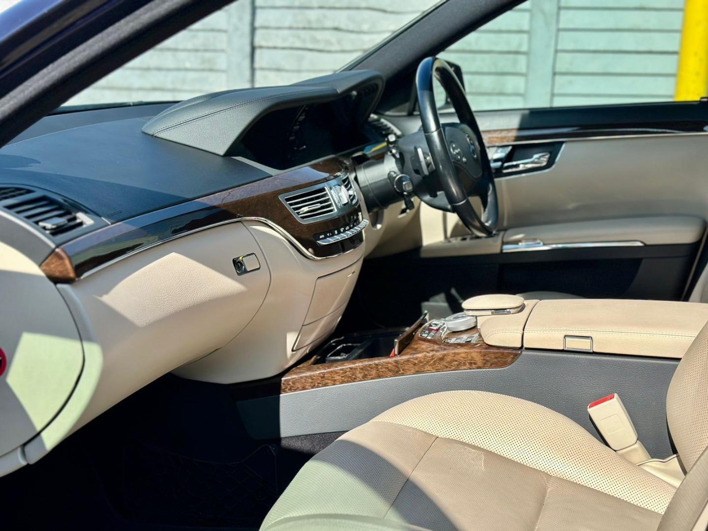 Mercedes-Benz S-Class S350 BlueTec