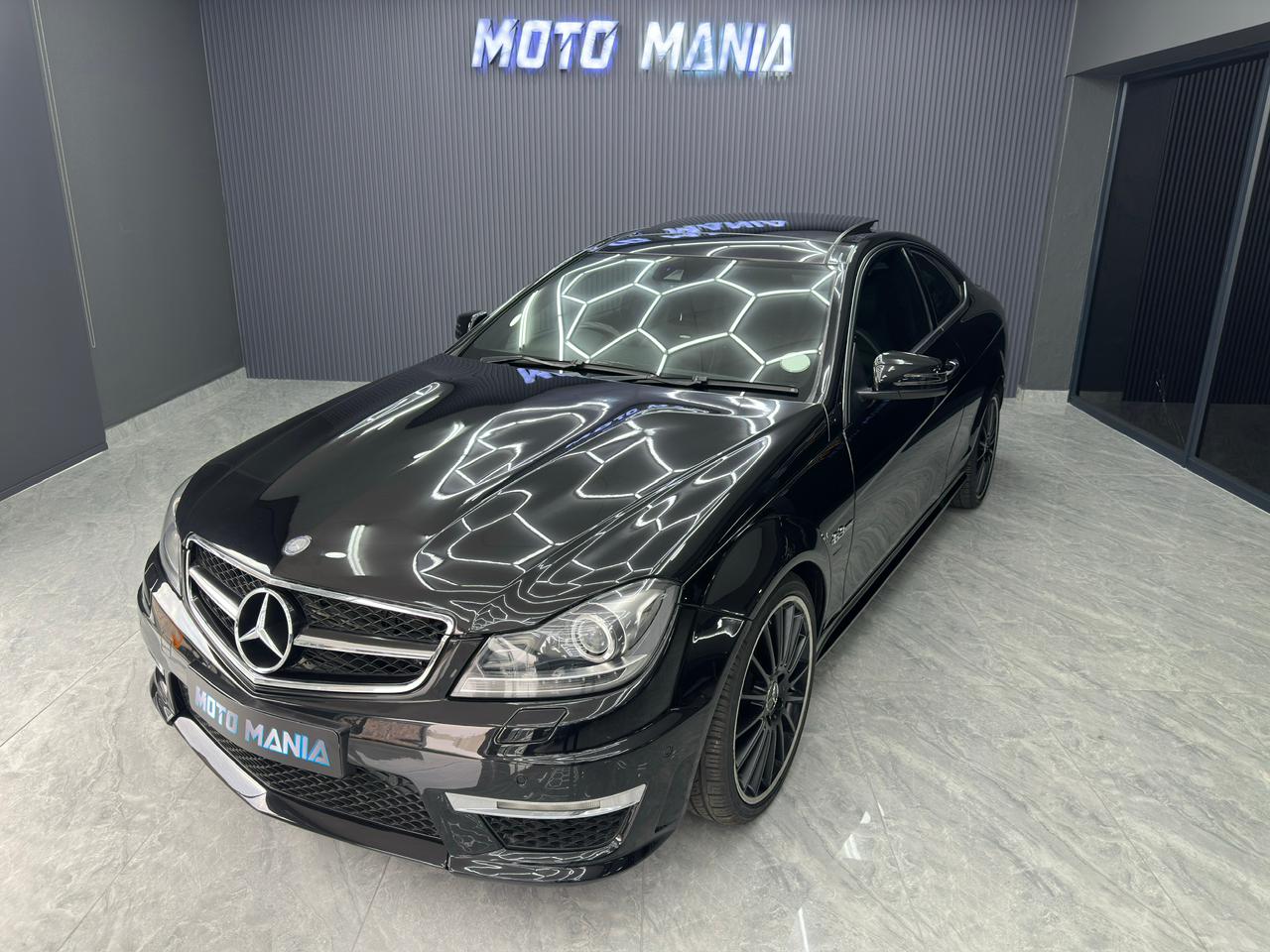 2012 Mercedes-Benz C-Class C63 AMG Coupe