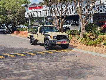 Toyota Land Cruiser 79 4.5D-4D LX V8 Single Cab for sale in