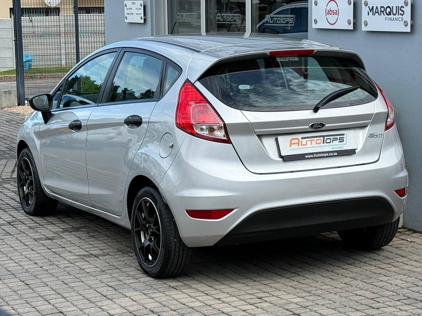 Ford Fiesta 5-door 1.4 Ambiente Autotops