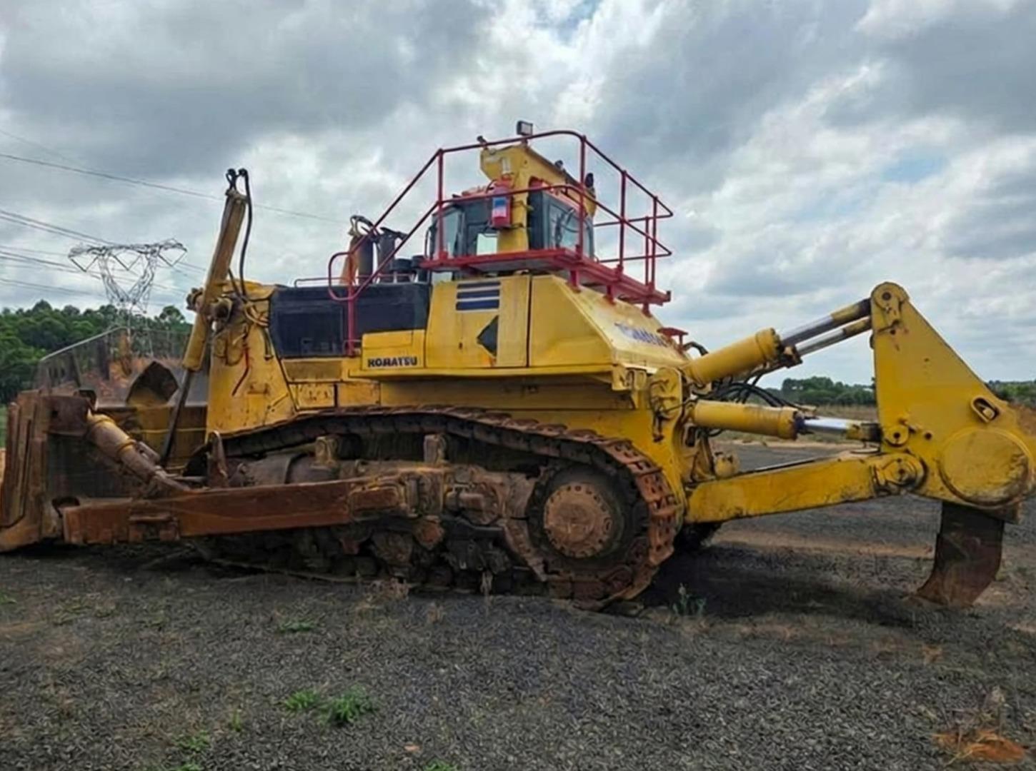 Komatsu D475A-5 DOZER for sale in Howick - ID: 28566002 - AutoTrader