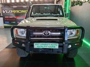 2017 Toyota Land Cruiser 79 4.5D-4D LX V8 Double Cab for sale