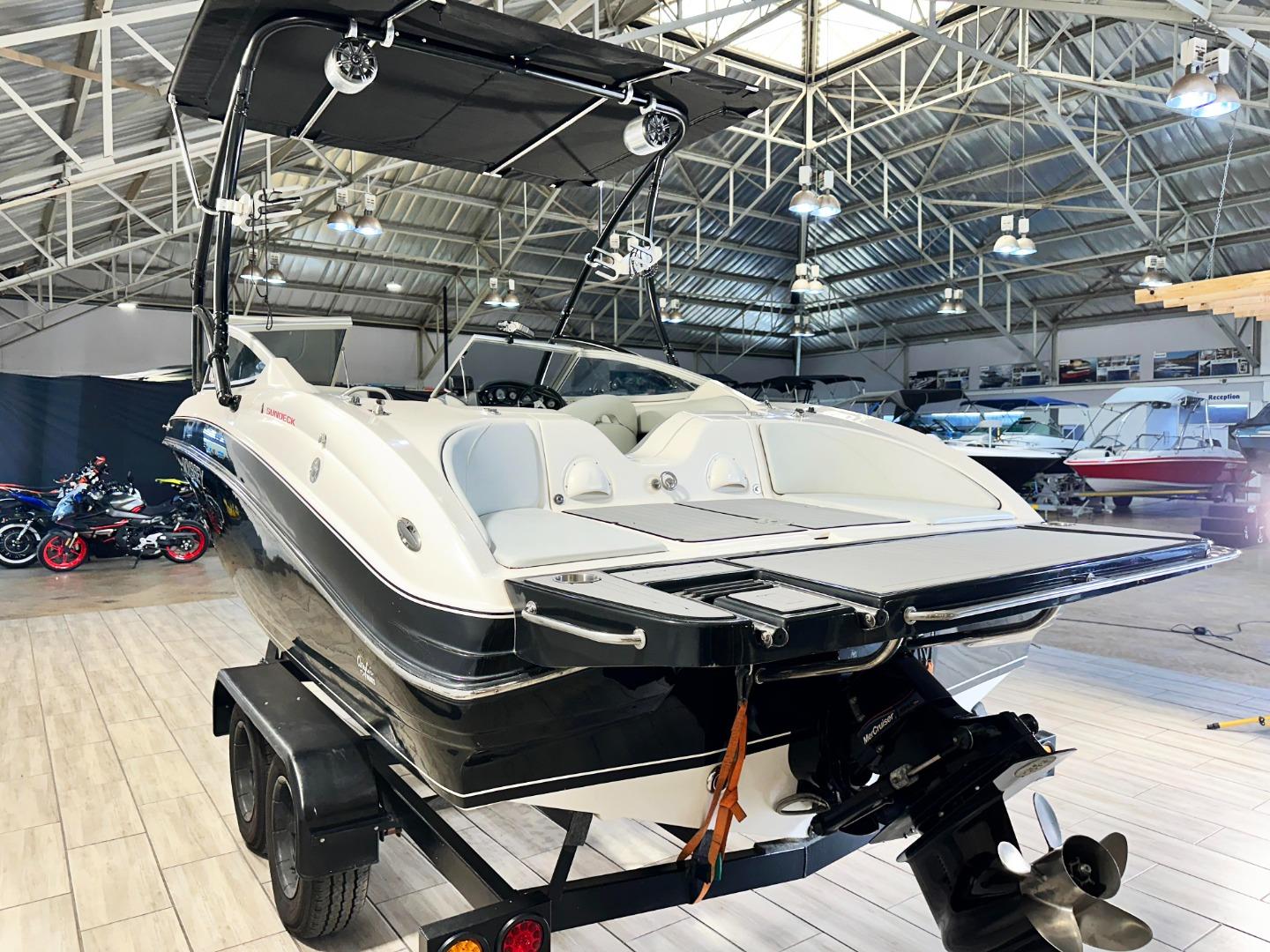 Odyssey 650 sundeck Waterworld