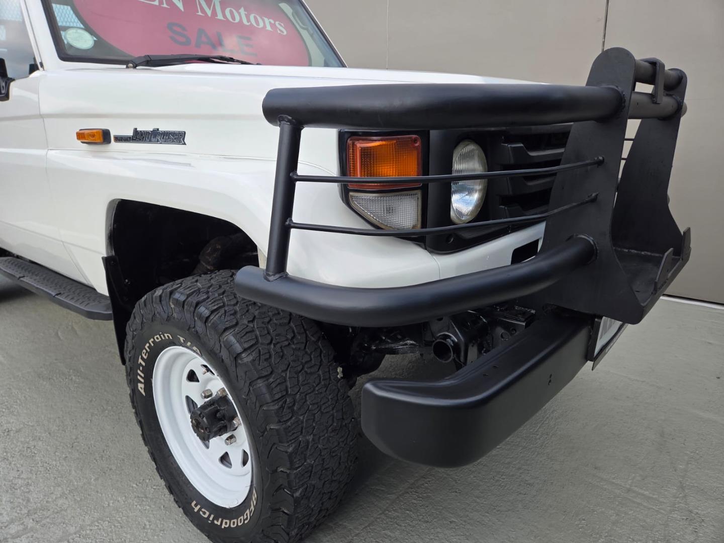 Toyota Land Cruiser 70 4.5l KZN Motors