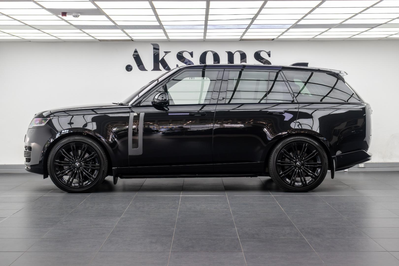 Land Rover Range Rover P530 SV Aksons Umhlanga