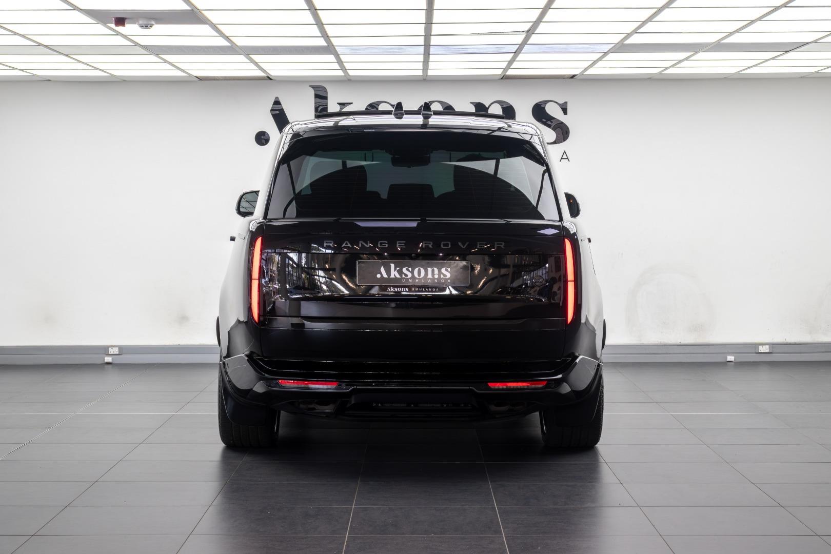 Land Rover Range Rover P530 SV Aksons Umhlanga