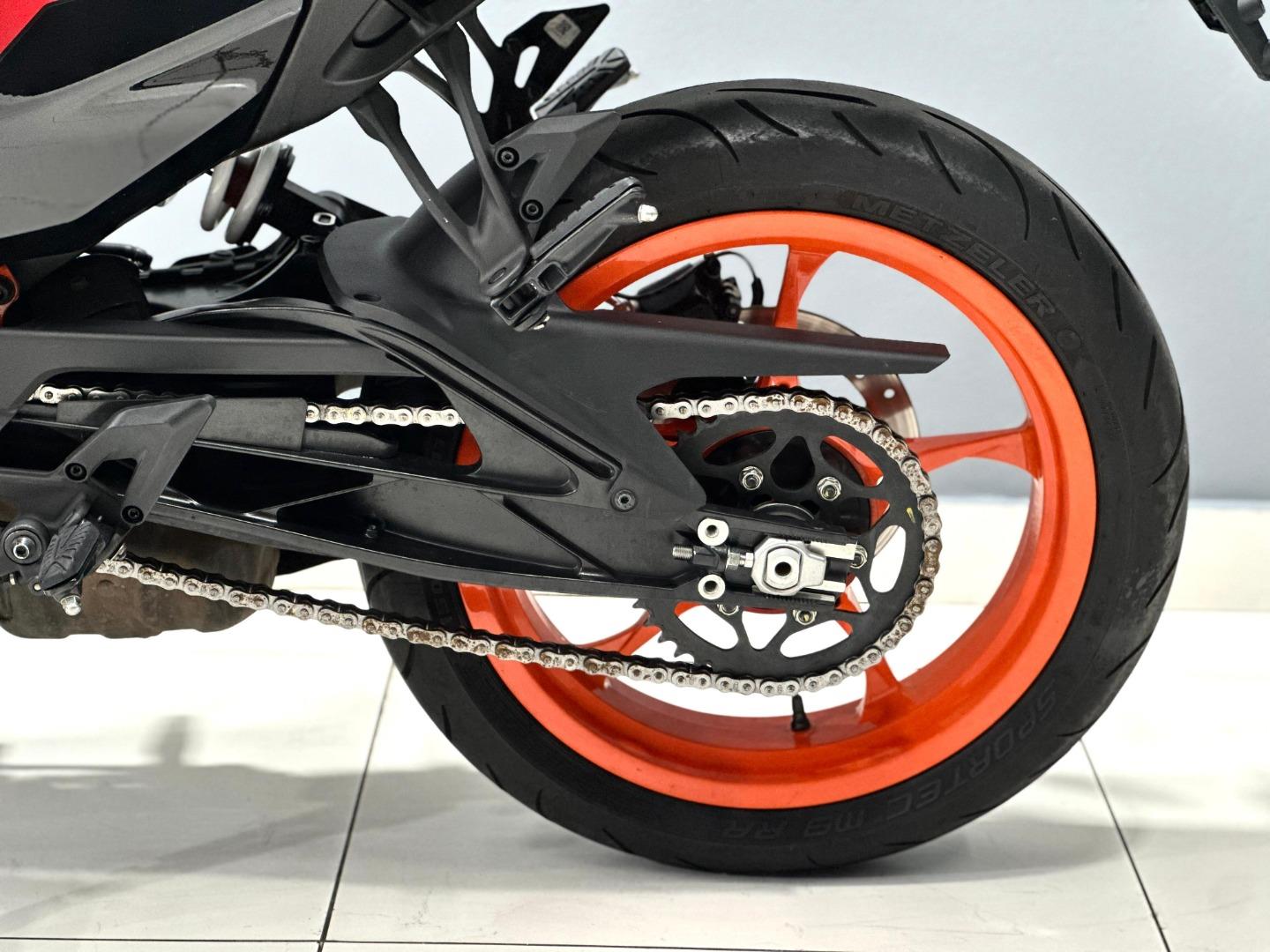 KTM 390 DUKE