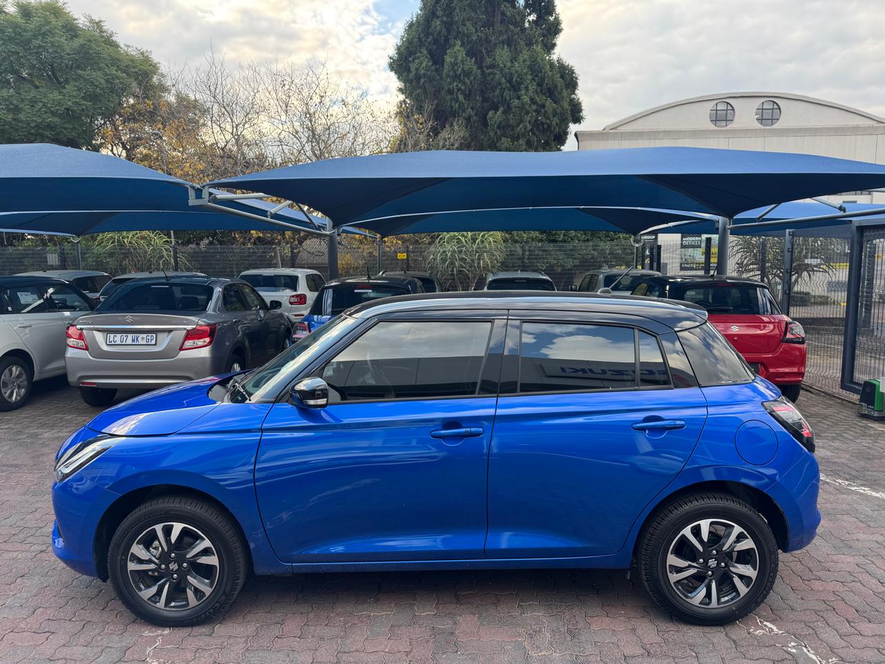 Suzuki Swift 1.2 GLX Manual Suzuki Rivonia