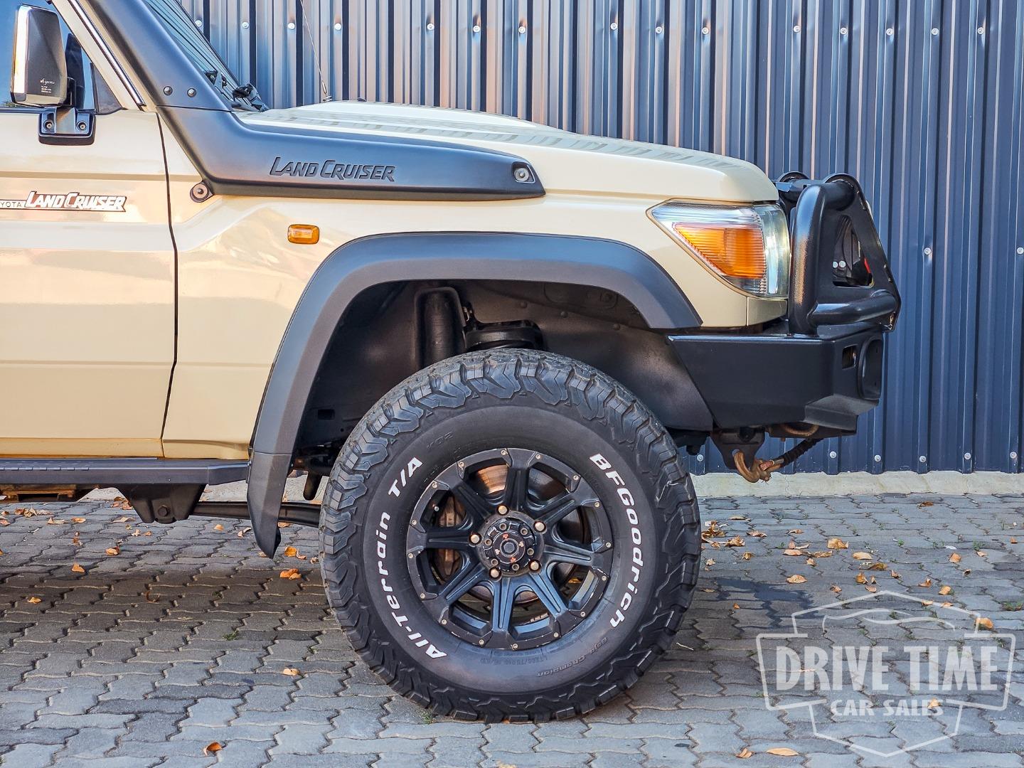 Toyota Land Cruiser 79 4.5D-4D LX V8 Double Cab Drive Time Car Sales