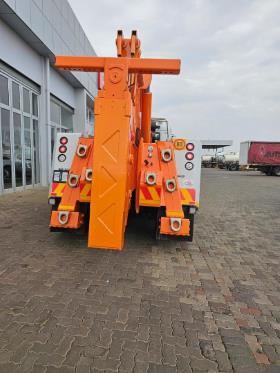 Nissan UD CGE 440 E57 BB Truck Pretoria