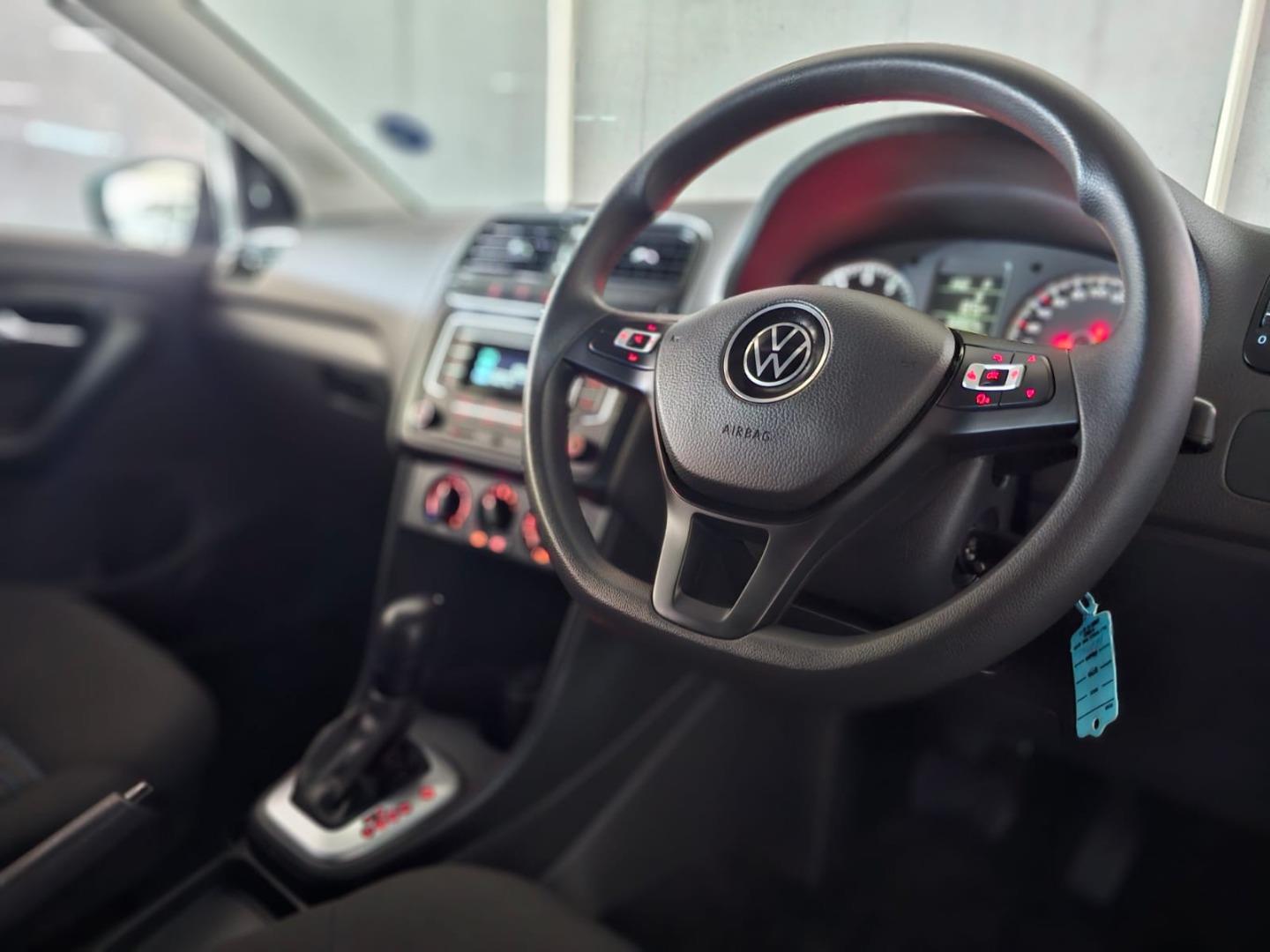 Volkswagen Polo Vivo Hatch 1.6 Comfortline Auto AutoHotSpot