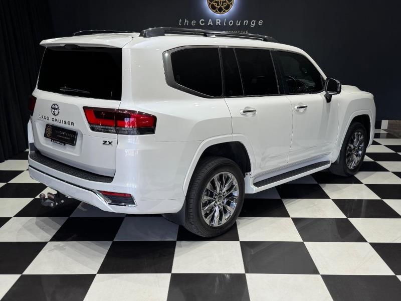 Toyota Land Cruiser 300 3.5T ZX for sale in Ermelo - ID: 28570880