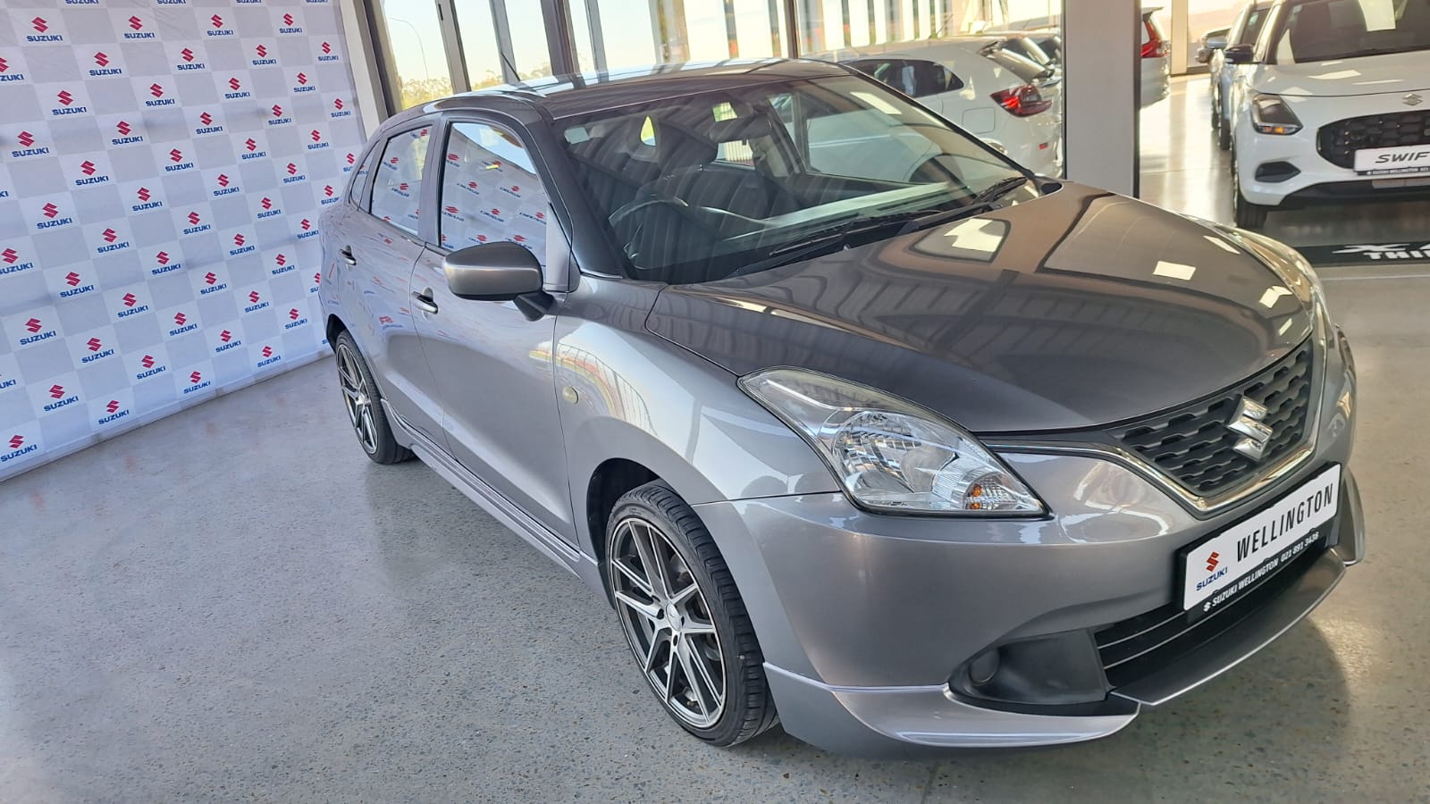 Suzuki Baleno 1.4 GL Suzuki Wellington