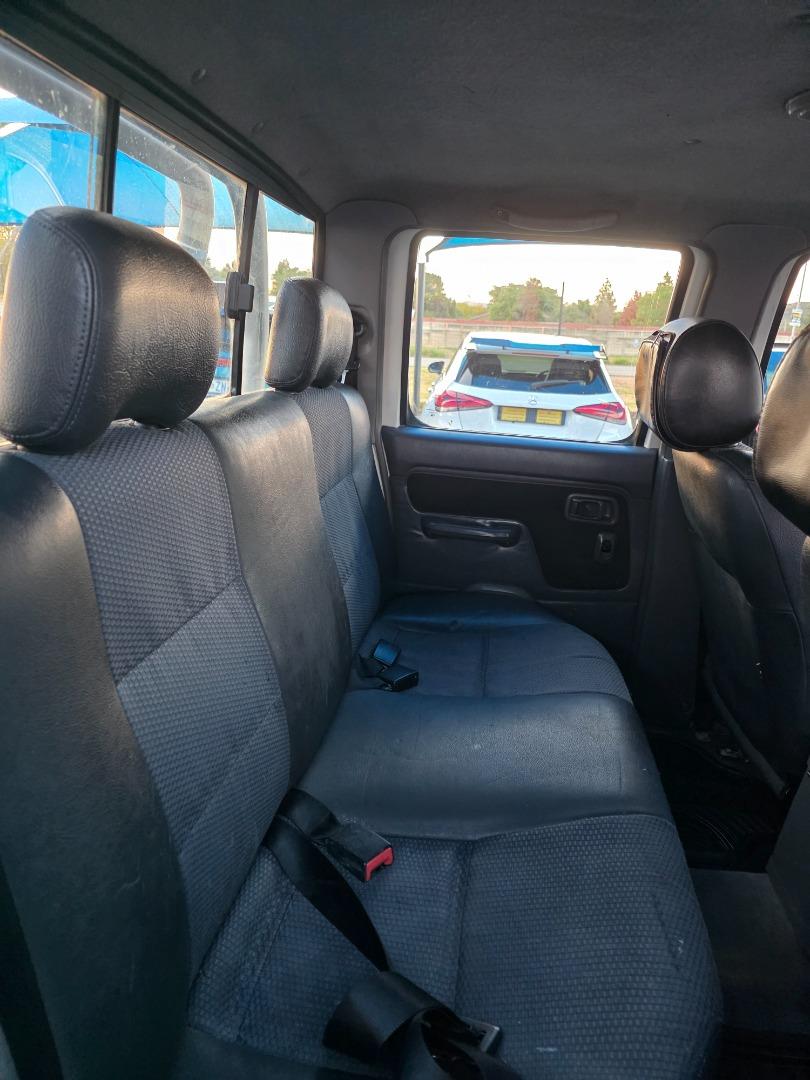 Nissan Hardbody 2.4 16V Double Cab Hi-Rider SE ZA Motors
