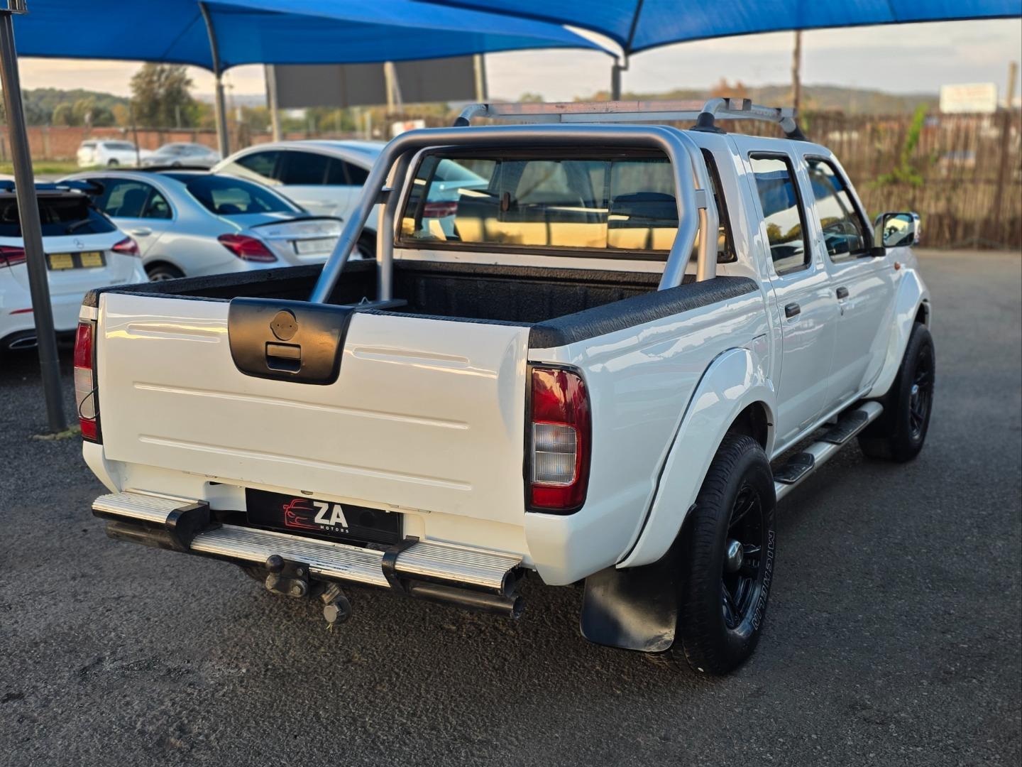 Nissan Hardbody 2.4 16V Double Cab Hi-Rider SE ZA Motors