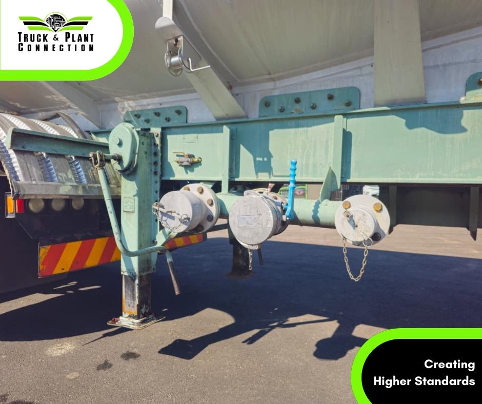 SA Road Fuel Tanker 42 000L SA Road Fuel Tanker 42 000L Truck and Plant Connection Pretoria