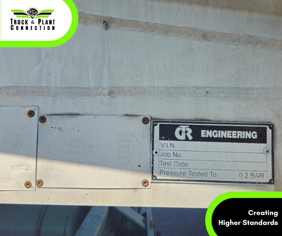 SA Road Fuel Tanker 42 000L SA Road Fuel Tanker 42 000L Truck and Plant Connection Pretoria