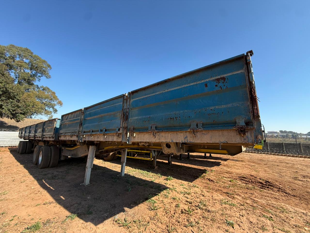 Afrit SUPER LINK DROP SIDE TIPPER Drop Side Tipper Pomona Road Truck Sales