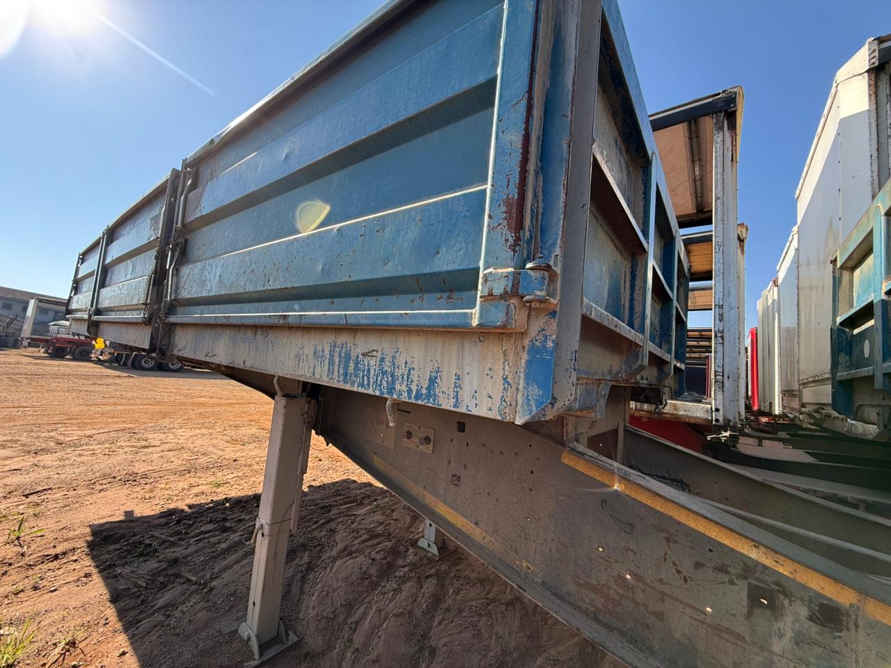 Afrit SUPER LINK DROP SIDE TIPPER Drop Side Tipper Pomona Road Truck Sales