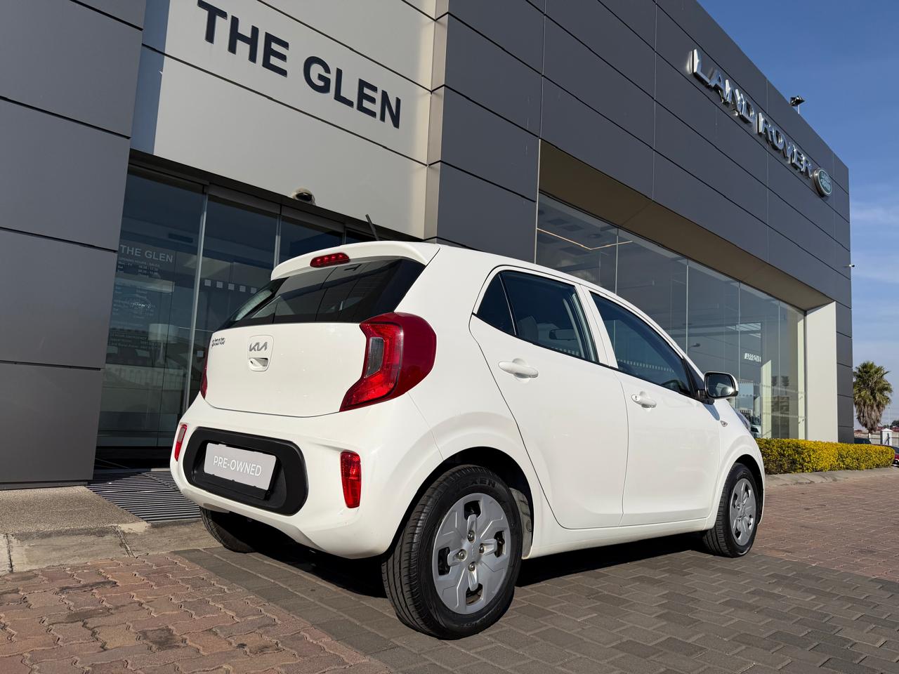 Kia Picanto 1.0 Street auto Jaguar Land Rover The Glen