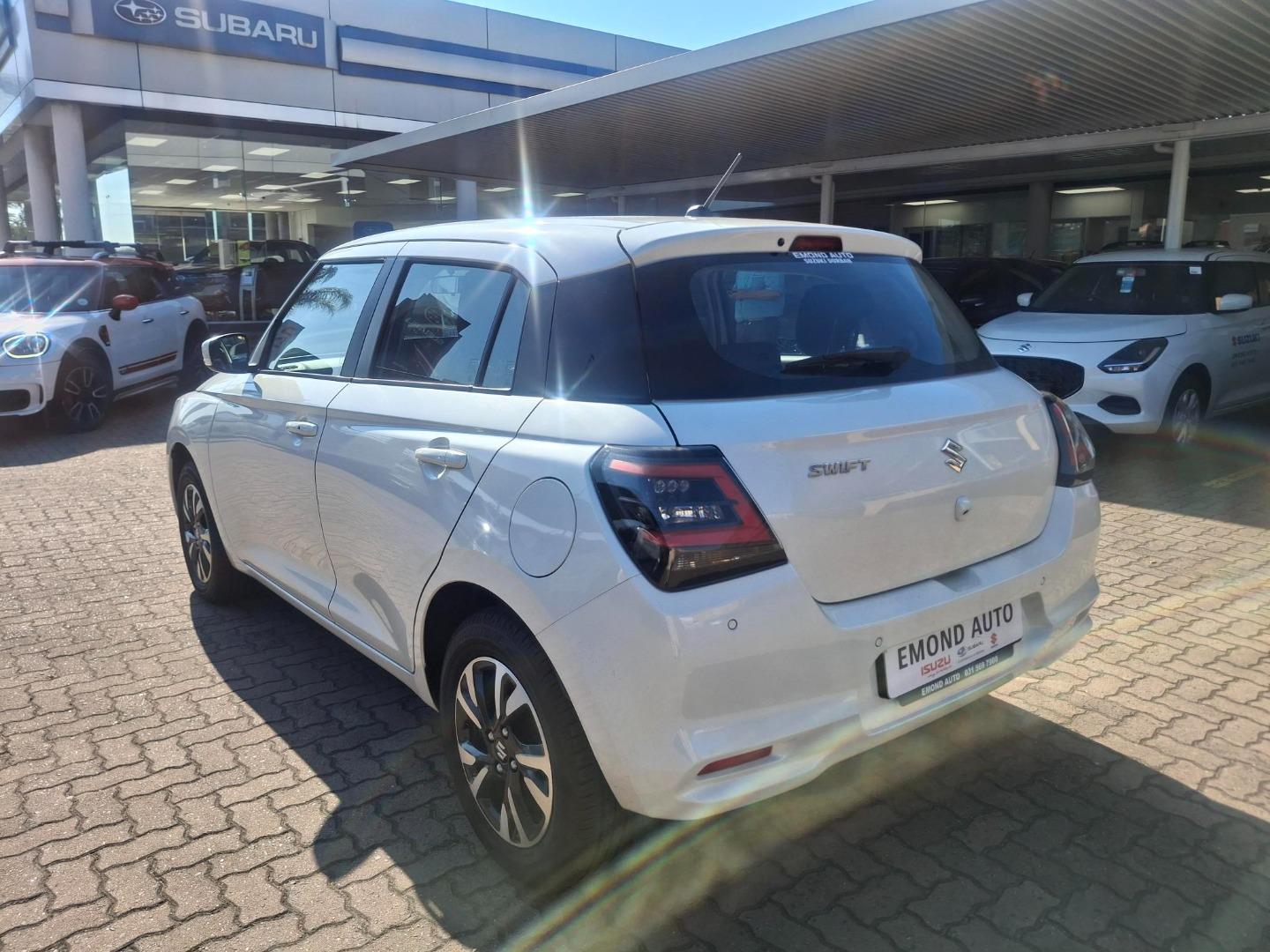 Suzuki Swift 1.2 GLX Auto Emond Auto