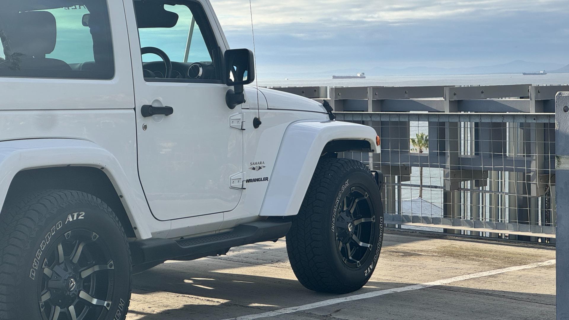 Jeep Wrangler 3.6L Sahara Carmichael Xtreme