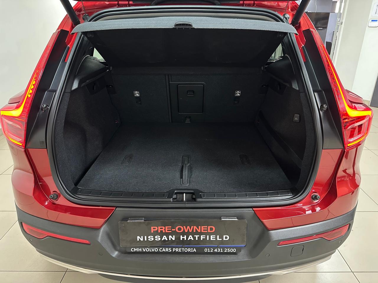 Volvo XC40 D4 AWD Momentum BB Hatfield Nissan