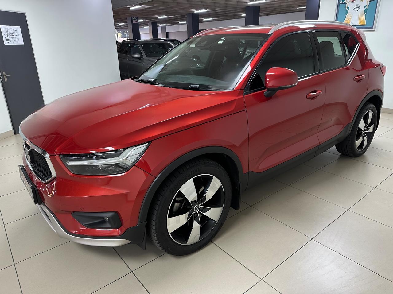 Volvo XC40 D4 AWD Momentum BB Hatfield Nissan