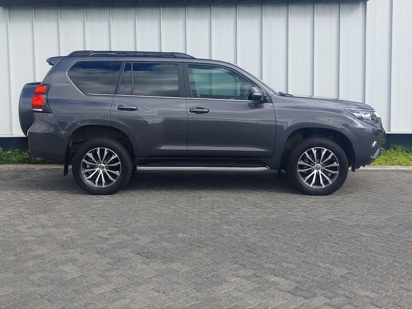 Toyota Land Cruiser Prado 2.8GD VX-L Rola Toyota Somerset West Used