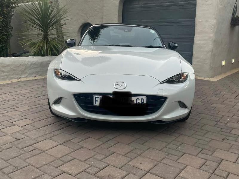 Mazda MX-5 2.0 Roadster-Coupe for sale in Sandton - ID: 28572600