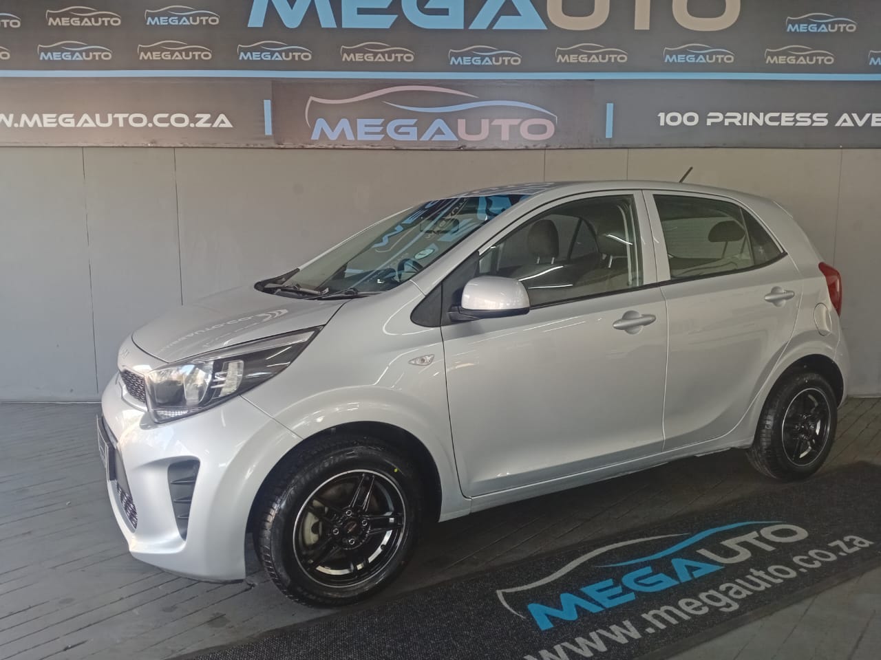 Kia Picanto 1.0 STREET MEGAuto