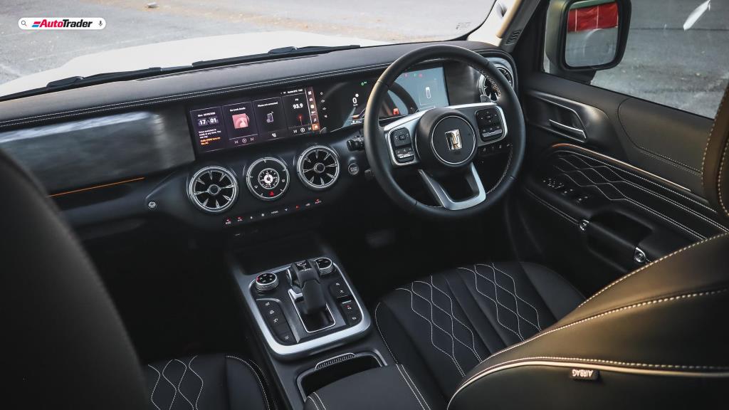 GWM Tank 300 2.4T 4WD Super Luxury
