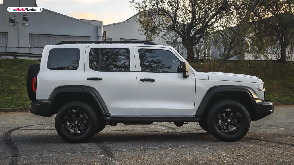 GWM Tank 300 2.4T 4WD Super Luxury