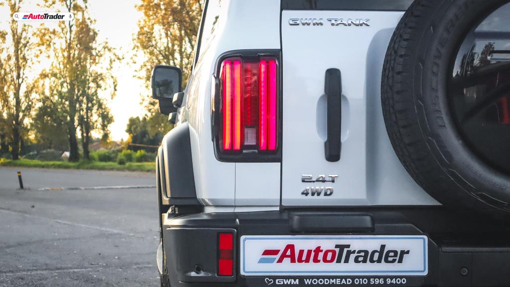 GWM Tank 300 2.4T 4WD Super Luxury