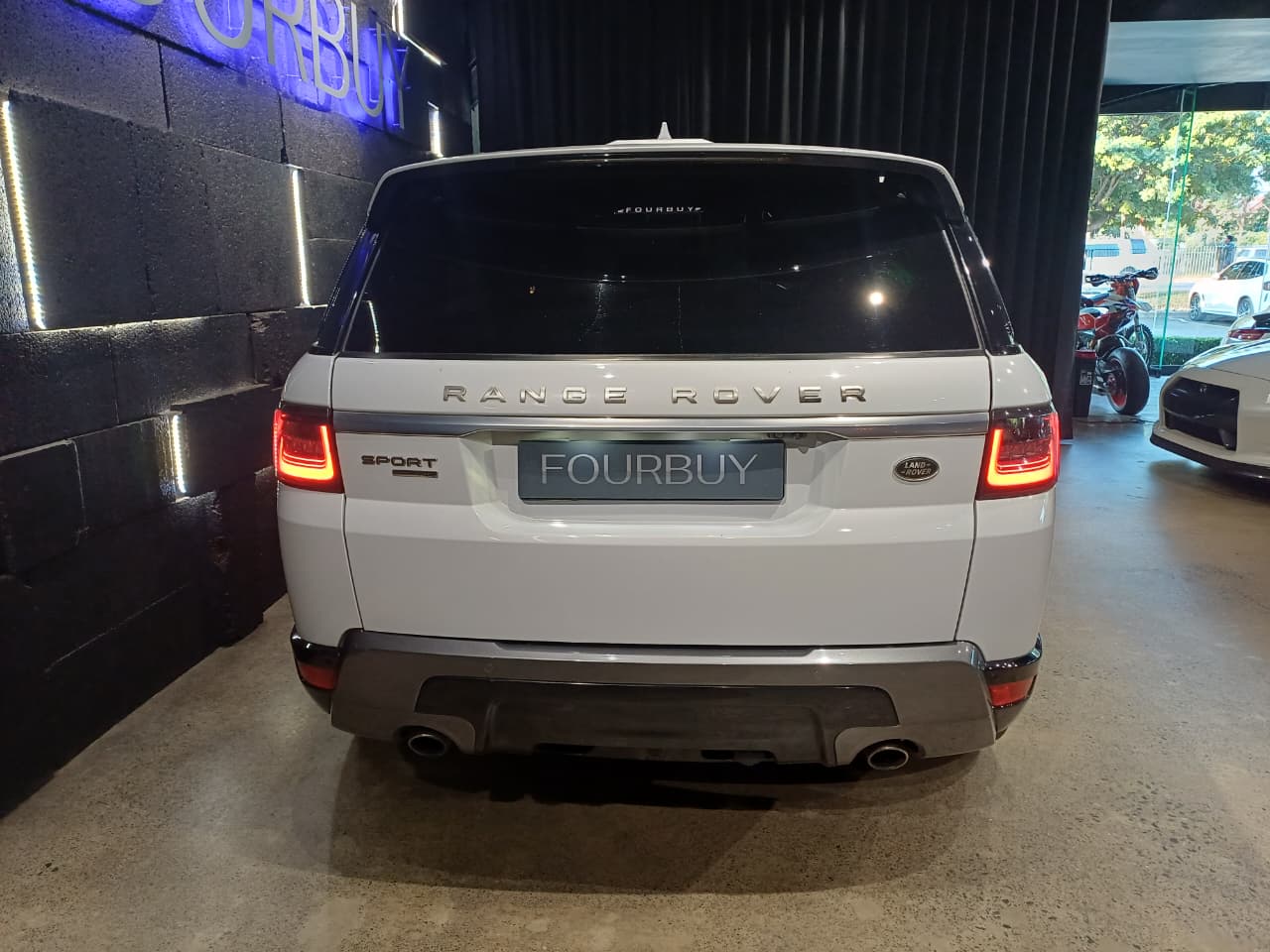 Land Rover Range Rover Sport HSE SDV6 Fourbuy