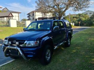 2004 Toyota Hilux 3.0KZ-TE  4x4 Raider for sale