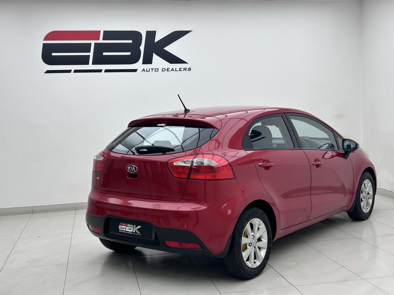 Kia Cerato Hatch 2.0 EX Auto EBK Main Street