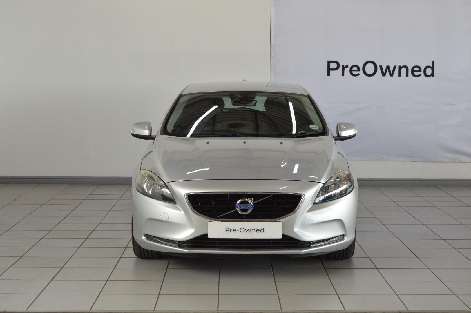 Volvo V40 T3 Essential Mazda Port Elizabeth