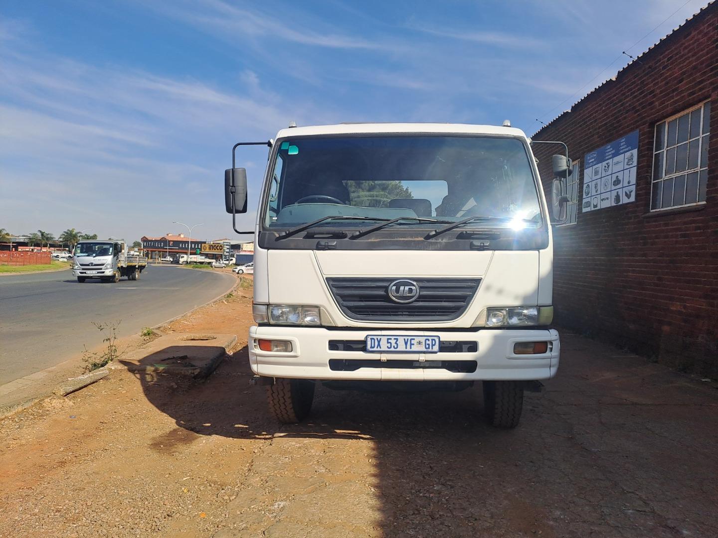 Nissan UD90 D and O Truck and Plant