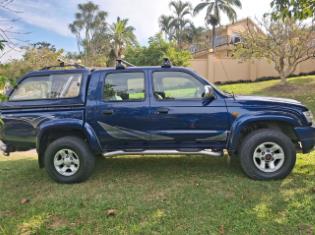 2004 Toyota Hilux 3.0KZ-TE  4x4 Raider for sale