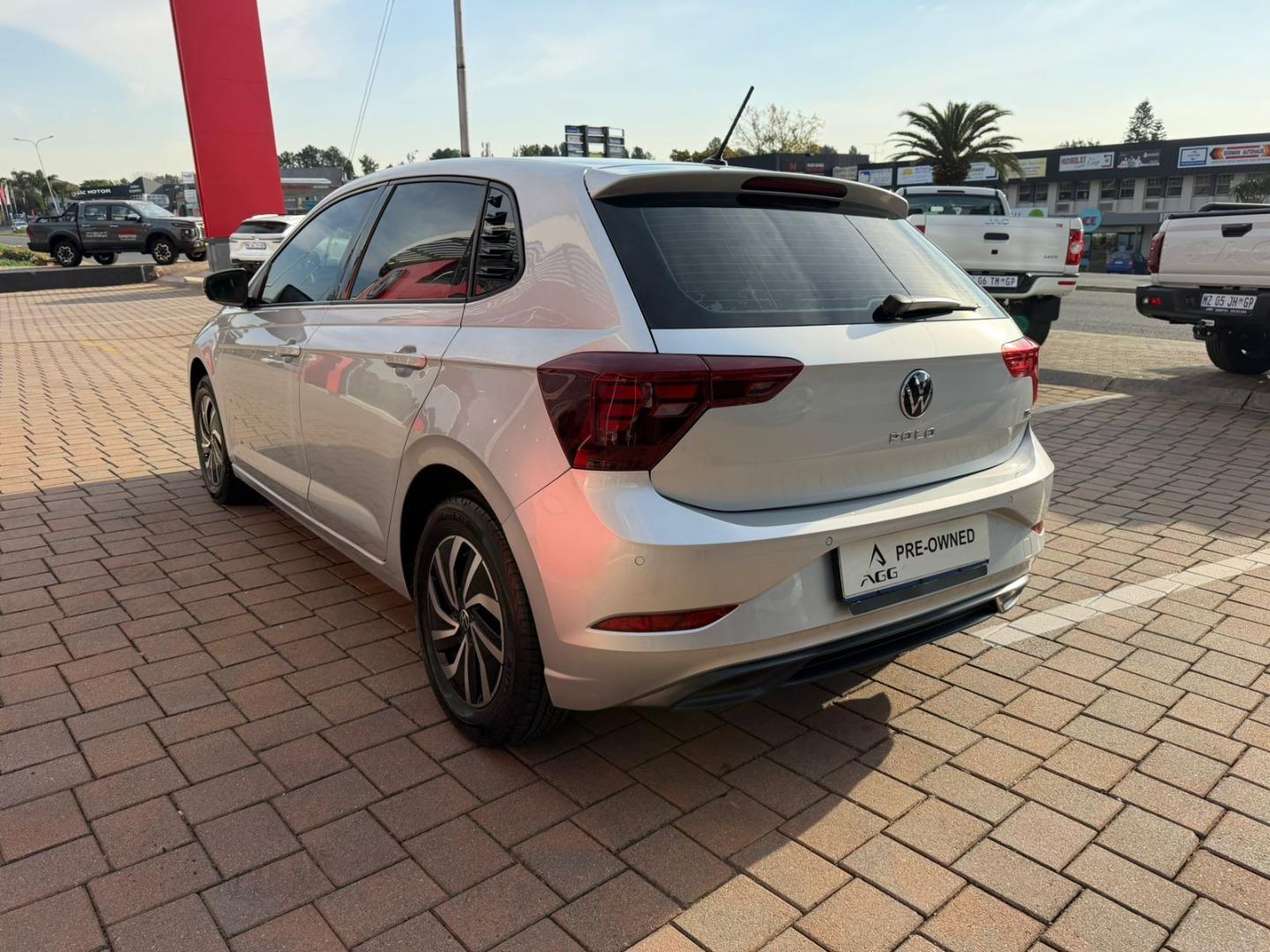Volkswagen Polo Hatch 1.0TSI 70kW Life AGG Sandton