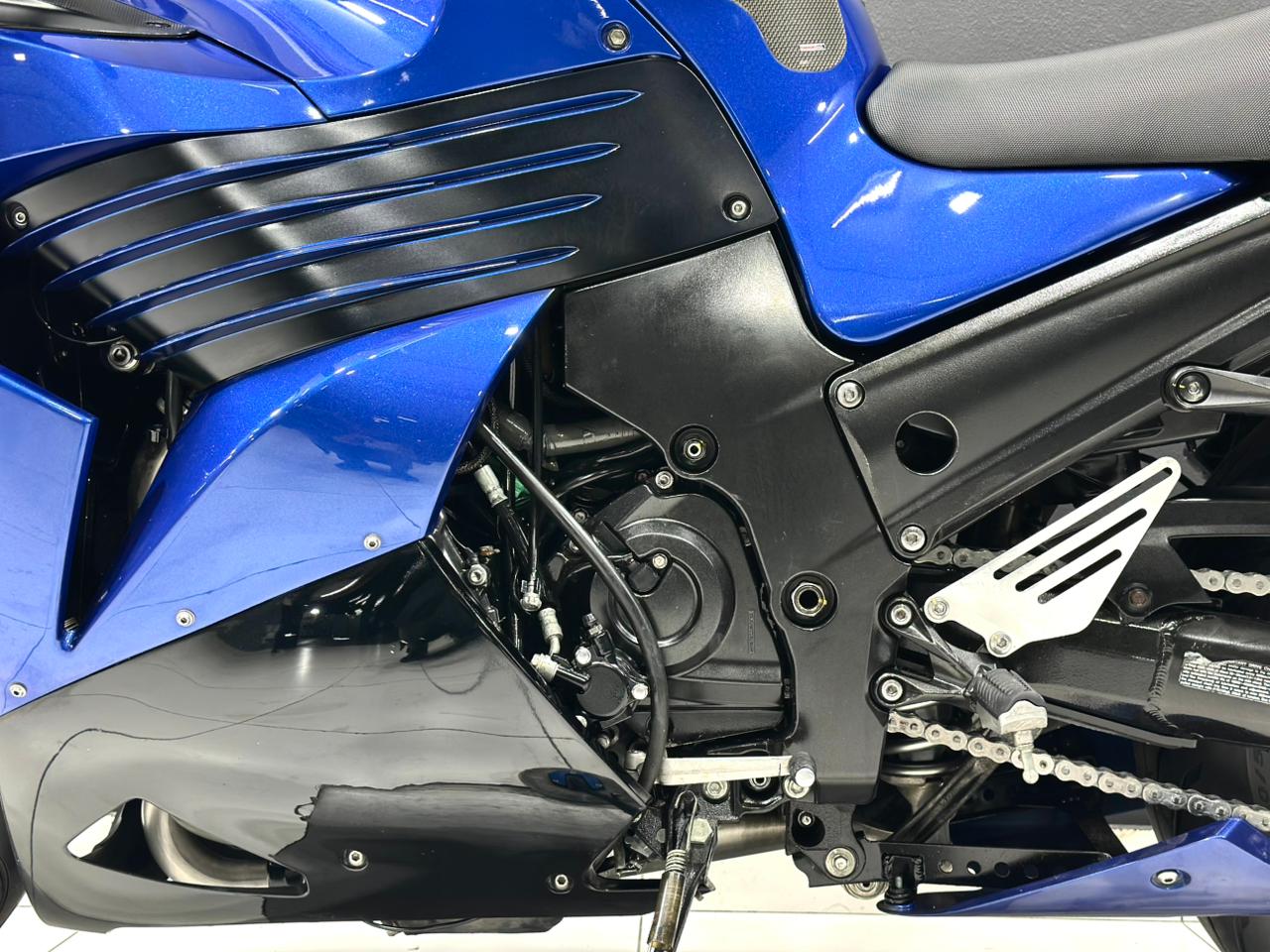 Kawasaki ZX-14 - Bike Details