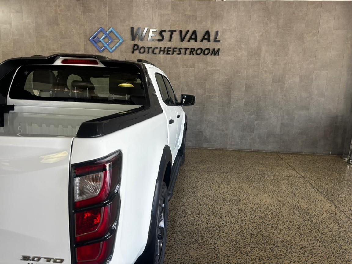 Isuzu D-Max 3.0TD Double Cab V-Cross Westvaal Potchefstroom
