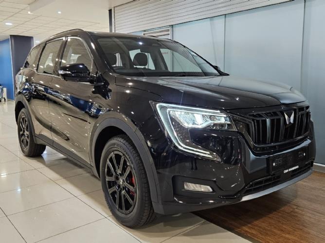 Mahindra XUV700 2.0T AX7 L Black Edition CMH Suzuki Ballito