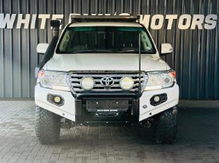 2014 Toyota Land Cruiser 200 4.5D-4D V8 VX for sale