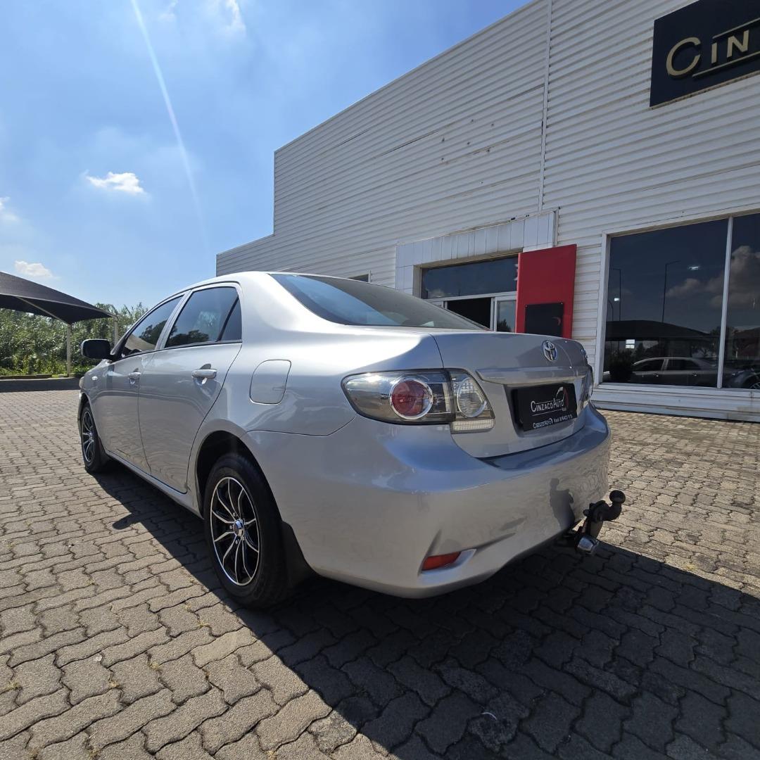 Toyota Corolla Quest 1.6 Cinzaco Auto