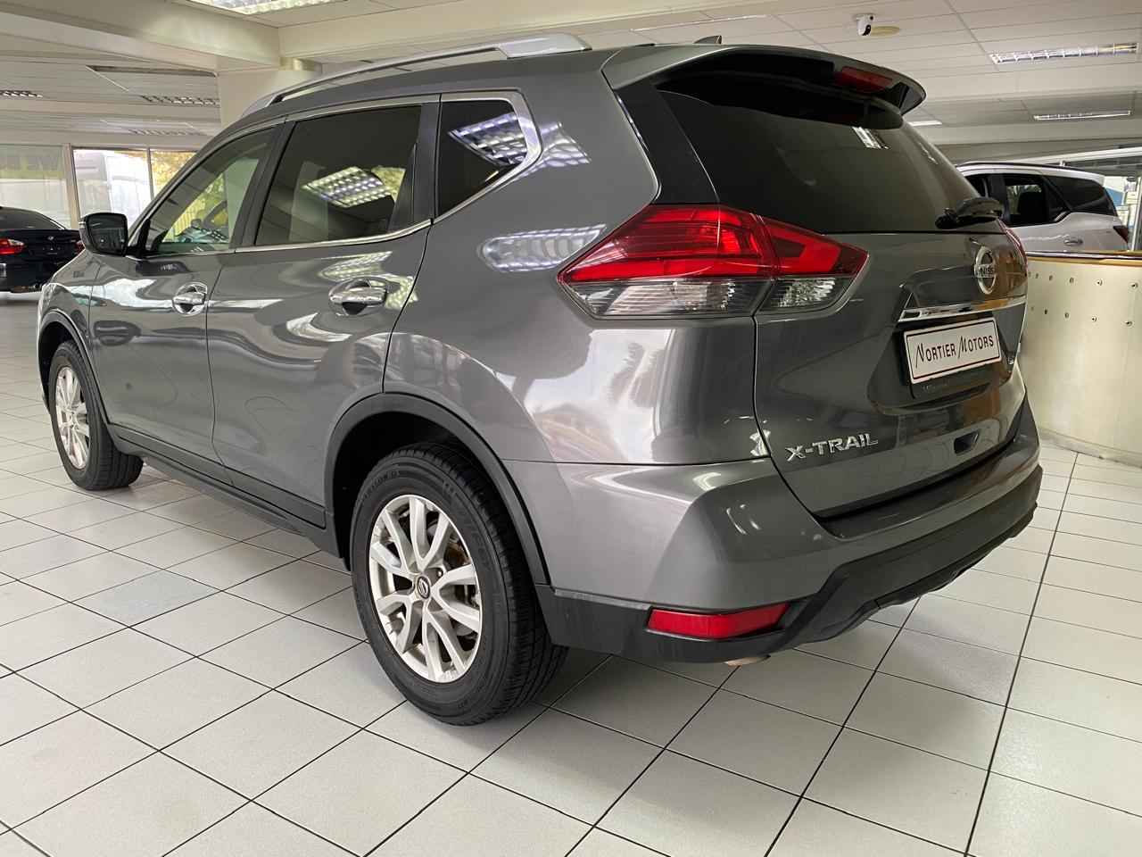 Nissan X-Trail 2.5 4x4 Acenta Nortier Motors