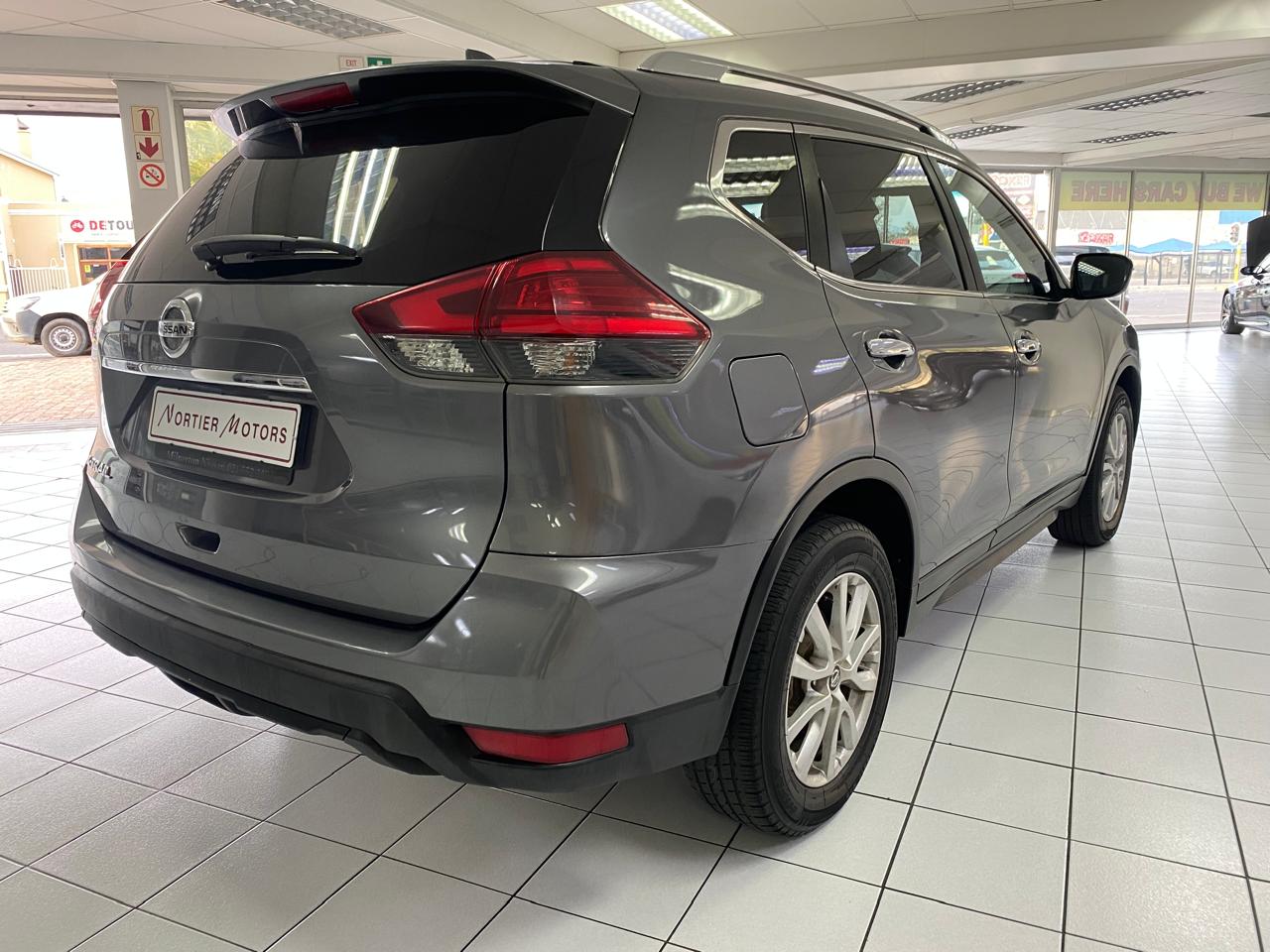 Nissan X-Trail 2.5 4x4 Acenta Nortier Motors