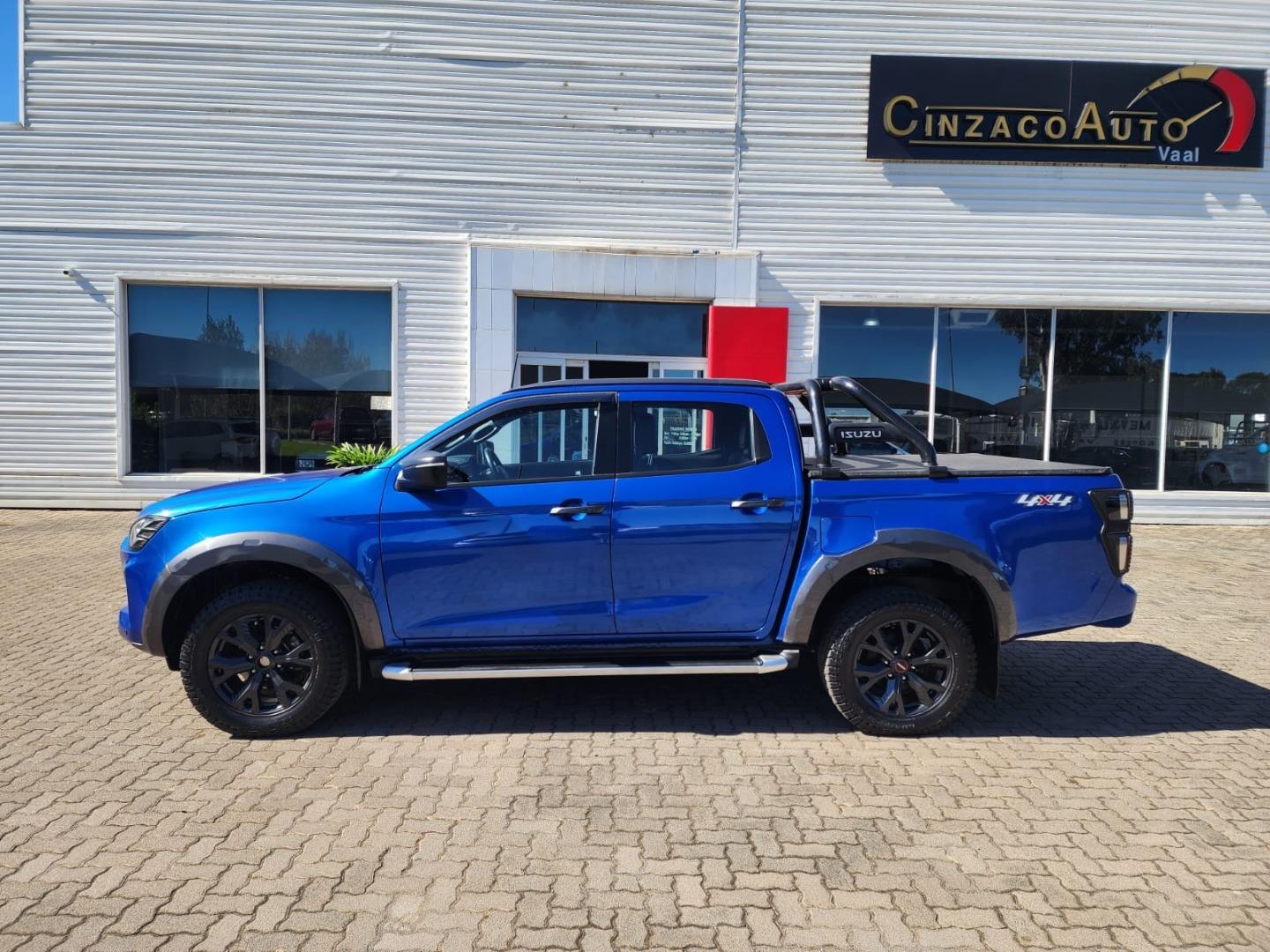 Isuzu D-Max 3.0TD Double Cab V-Cross 4x4 Cinzaco Auto